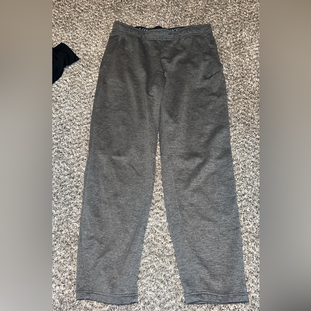 Men’s Nike sweatpants